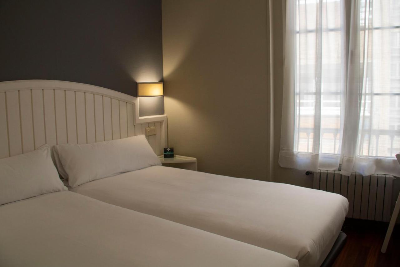 Alda Miramar Rooms Хихон Экстерьер фото